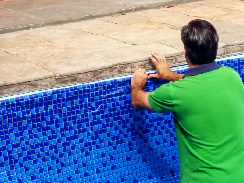 Swimming Pool Repair Service