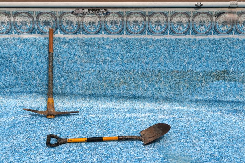 Swimming Pool Repair Service